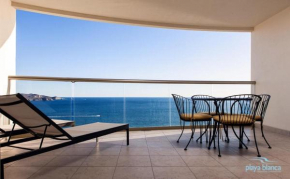 Beach Condo Access to Resort Amenities